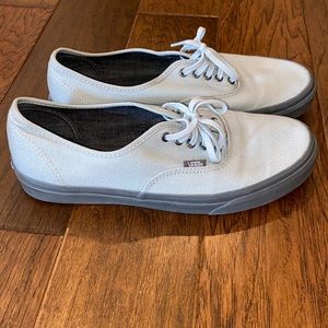 Men’s canvas Vans